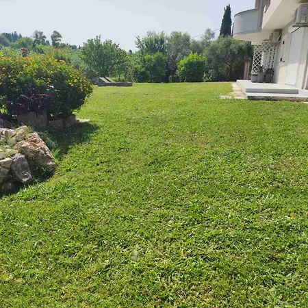 Apartment Maro The Fox Alepou